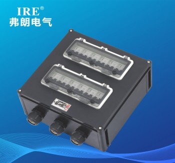 FXM(D)系列防水防尘防腐照明（动力）配电箱